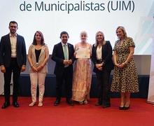 FAMSI reconoce a la UIM en su 25º aniversario por su compromiso con la cooperación desde el ámbito local