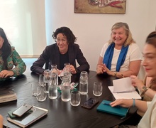 Reunión en Santa Coloma de Gramenet inicia proceso del Programa de Mentoring para Mujeres Líderes