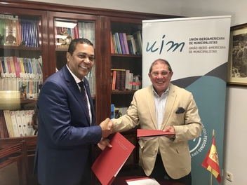 La UIM firma convenio con la Liga Municipal de República Dominicana para la realización de una Maestría en Municipalismo