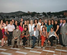 COMPARTIMOS FOTO DE FAMILIA DEL ENCUENTRO DE AUTORIDADES POR LA EQUIDAD DE GENERO