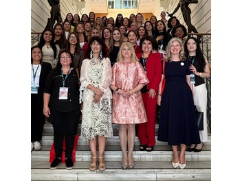 La Ministra de Igualdad de España clausura la Misión Internacional de la Escuela Iberoamericana de Mujeres Líderes Locales