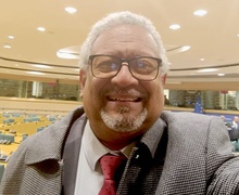 Alejandro Bravo Serrano es reconocido con el Premio Iberoamericano Enrique Rodríguez al Mérito Municipalista